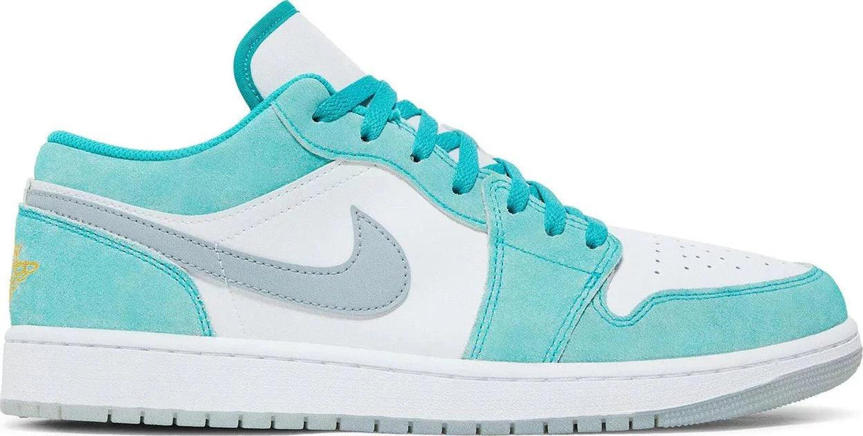 Air Jordan 1 Low "Emerald" - Dawntown