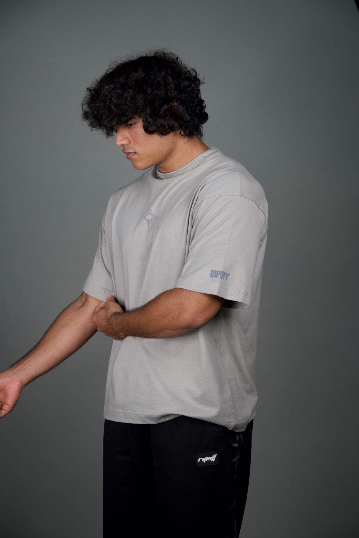 Basic tee/ Studio grey( Oversized Tshirts ) by Ripoff