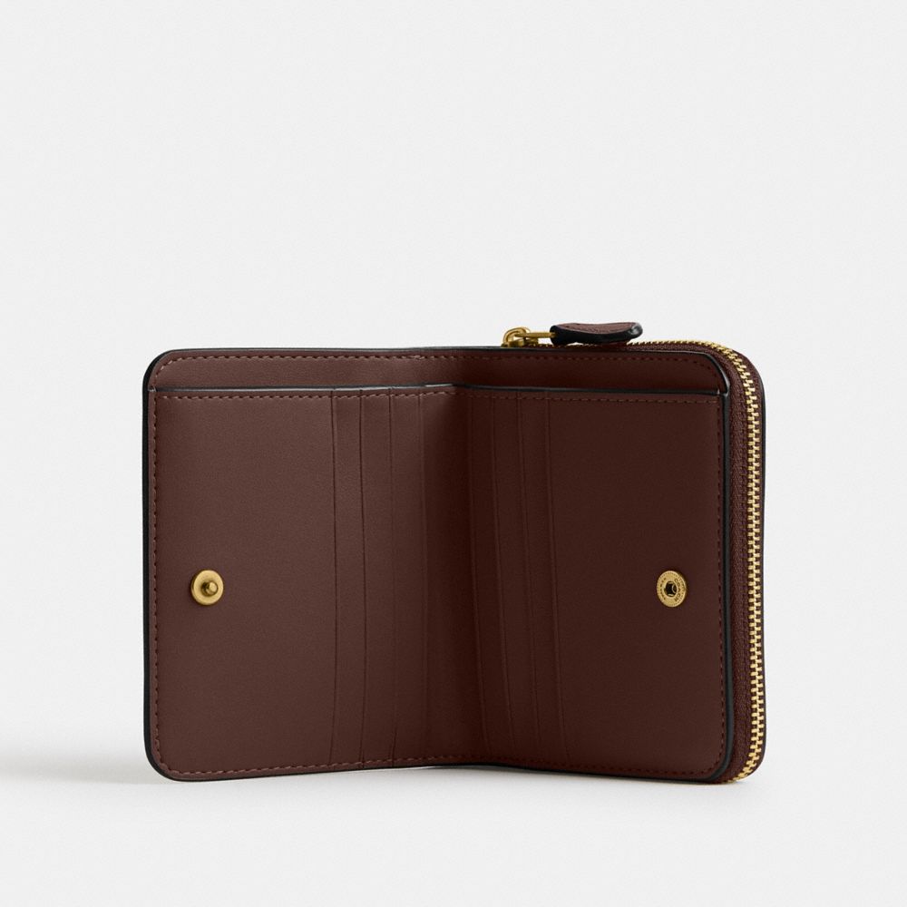 Coach New York Billfold Wallet Brass Maple