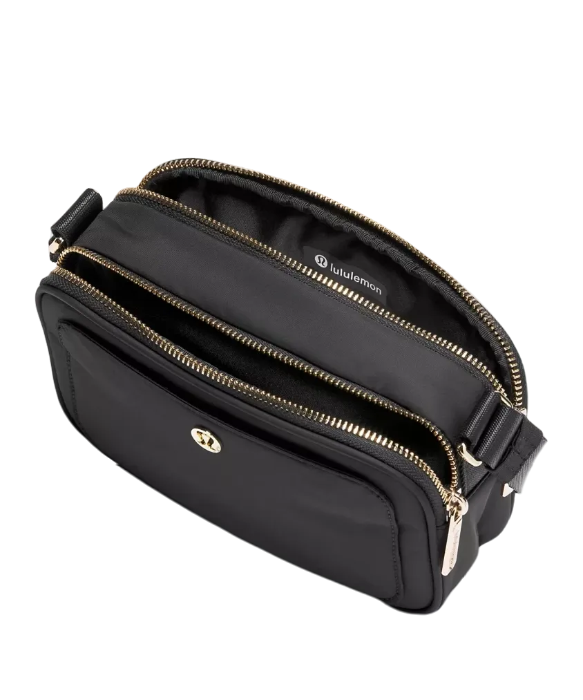 Lululemon Crossbody Camera Bag 2L Black/Gold