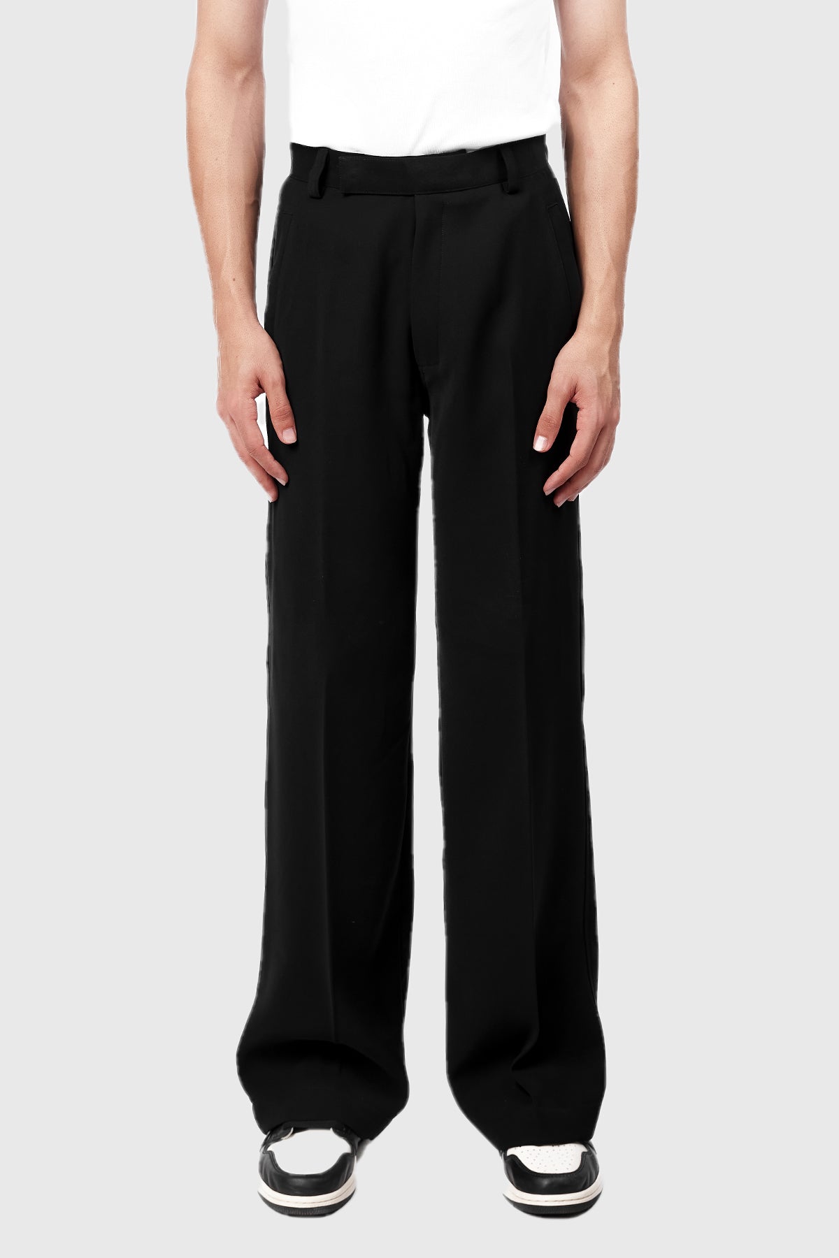 EVEMEN STRAIGHT PANTS - BLACK