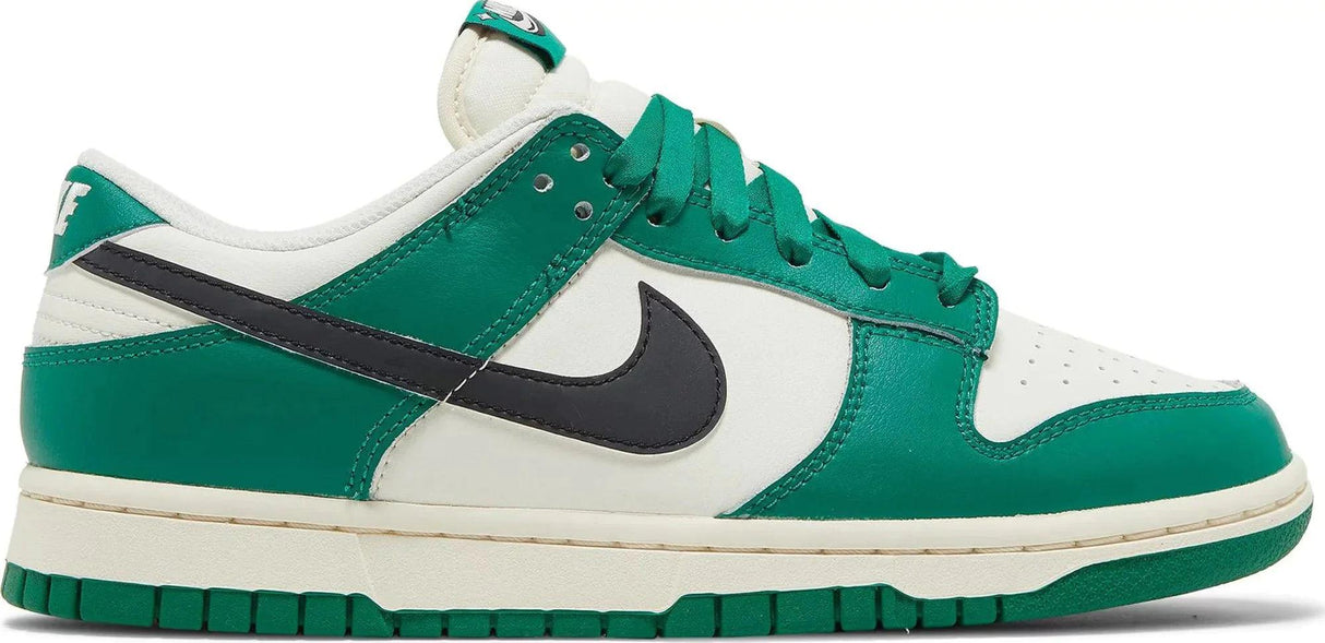 Nike Dunk Low SE "Lottery Green" - Dawntown